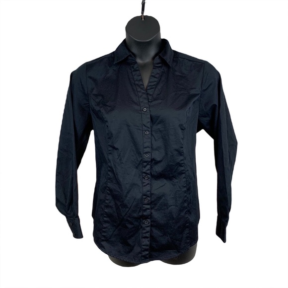 Lane Bryant Tops - NWT Lane Bryant Classic button-up Shirt Size 20